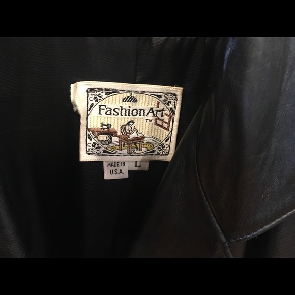 Vintage Black Leather Coat - Picture 4 of 10